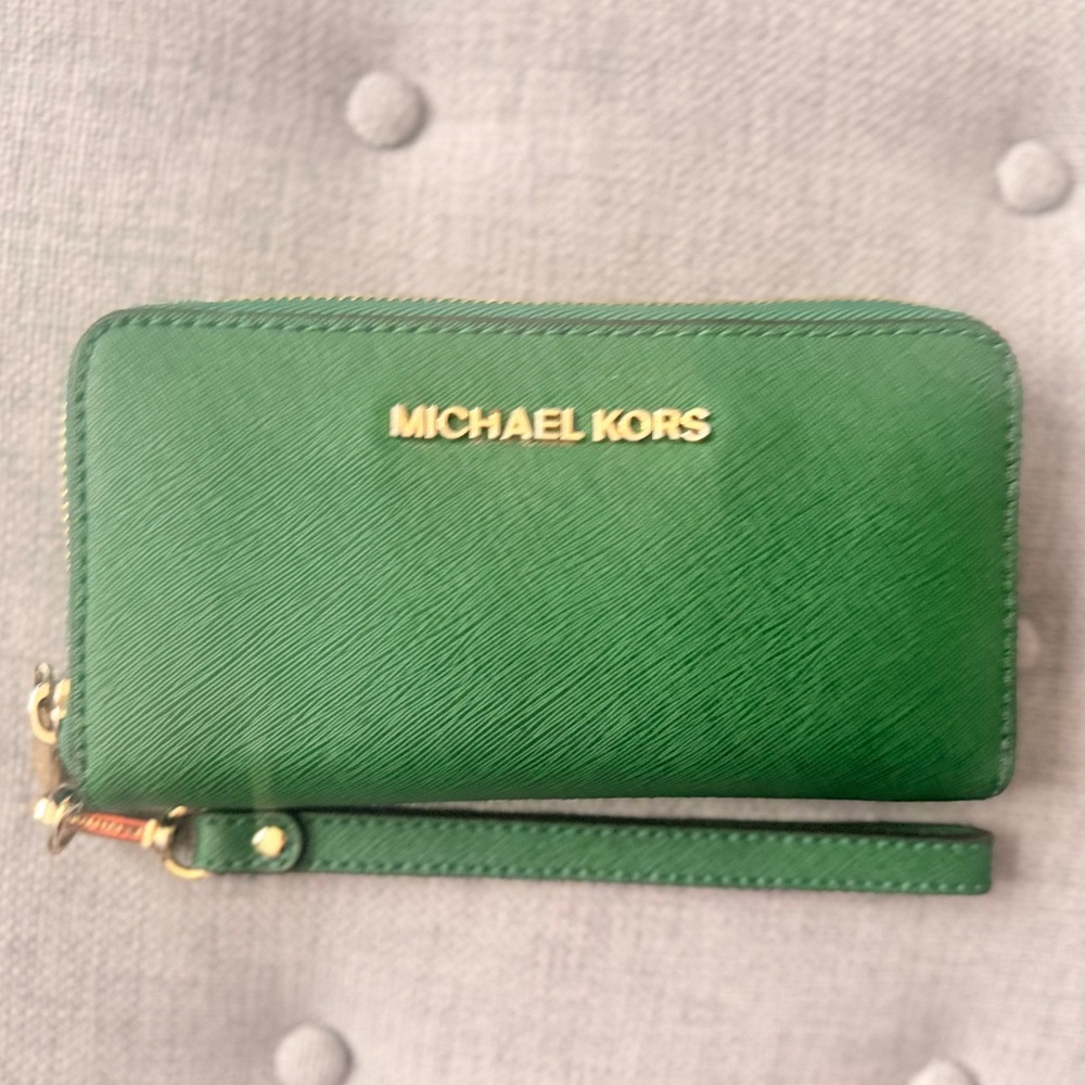 Michael Kors Emerald Green Wristlet Wallet